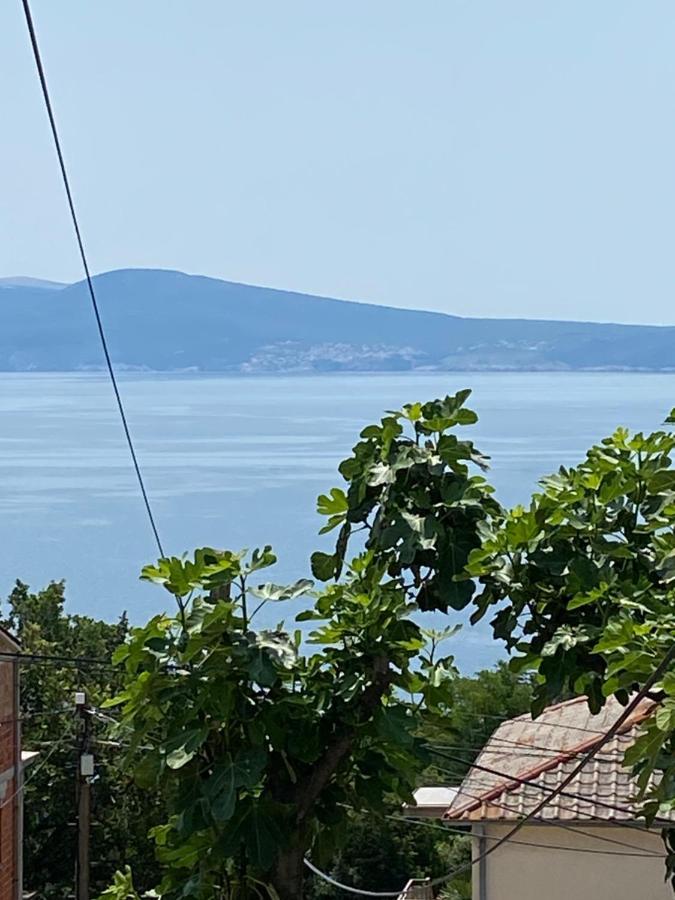 Modern Couples Coastal Getaway Mm Lägenhet Crikvenica Exteriör bild